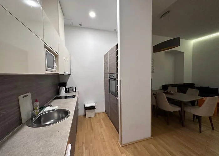 7 * Wien